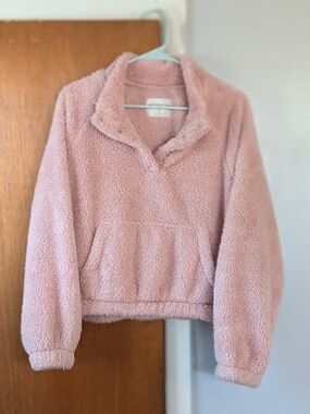 Woman's Cozy Pink Aeropostale Sherpa Pullover Sweater Size L